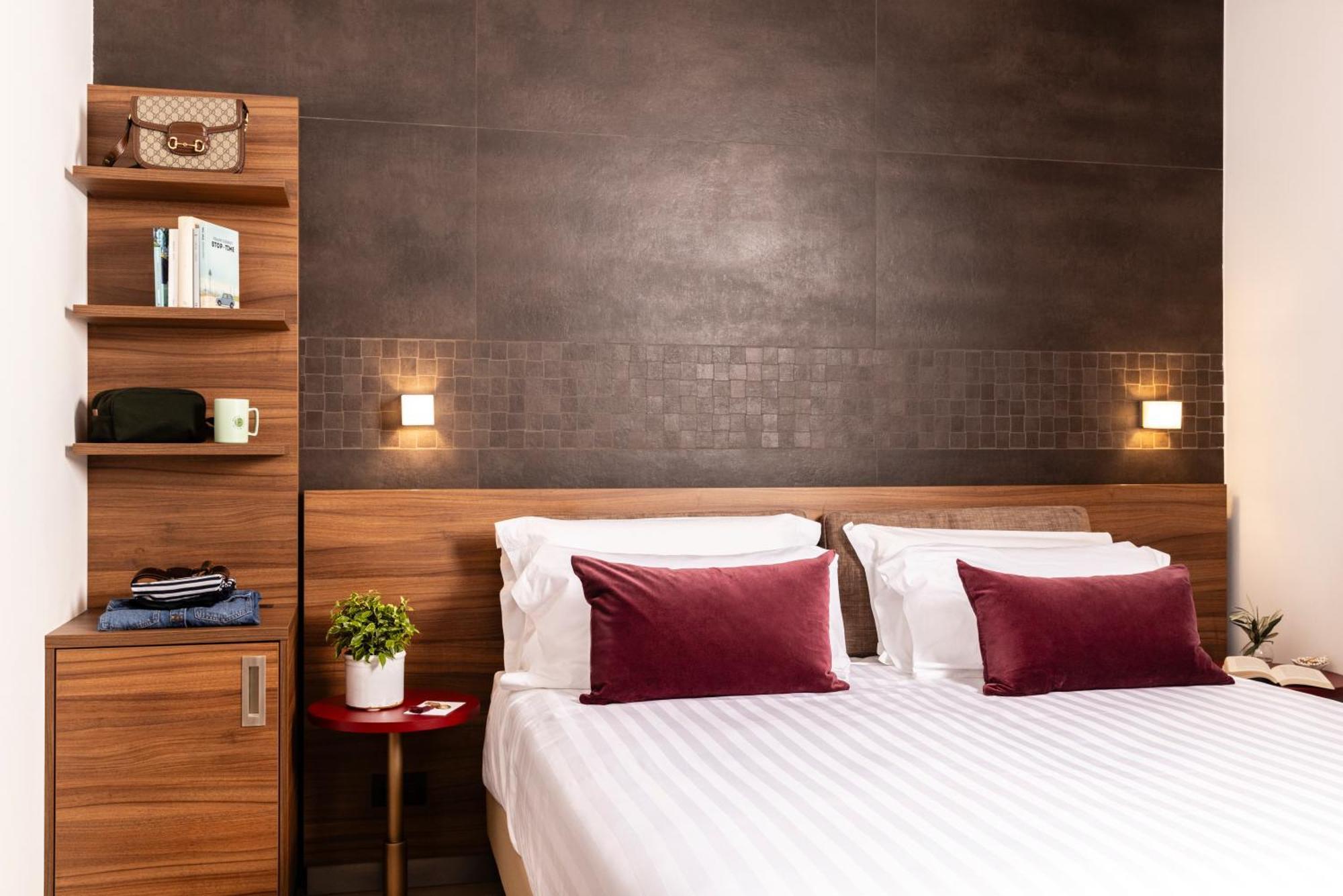 Superior Double or Twin Room,1700096058:JPEG